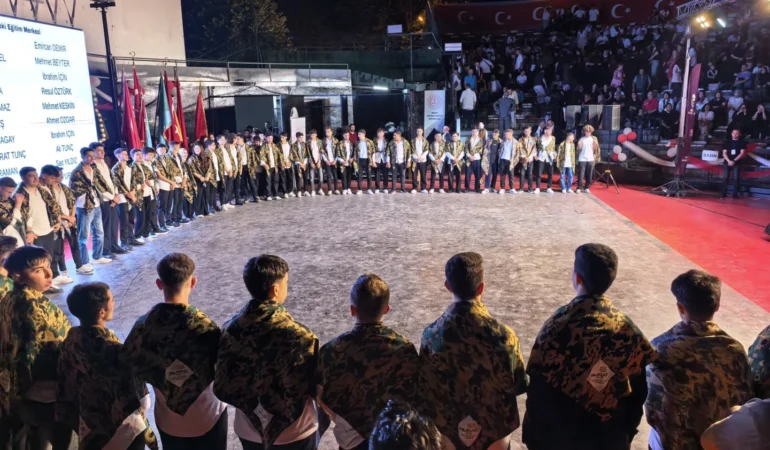 1100-Yil-Onceki-Gelenekle-Mezuniyet-Toreni-featured