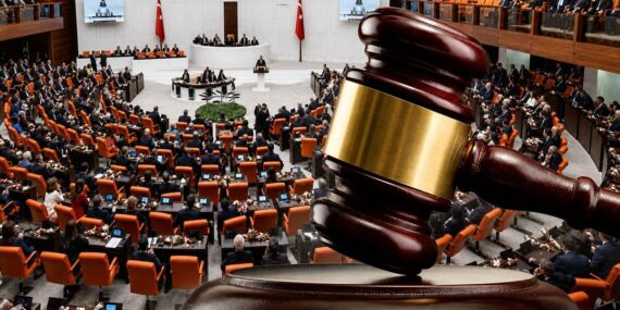12. Yargı Paketi MEclis'e sunuldu! Sistem sil baştan değişiyor