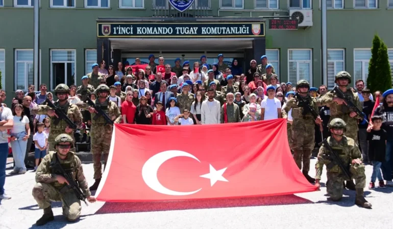 2-BIN-235-YILLIK-SANLI-MIRAS-KOMANDOLAR-NEFES-KESTI-featured