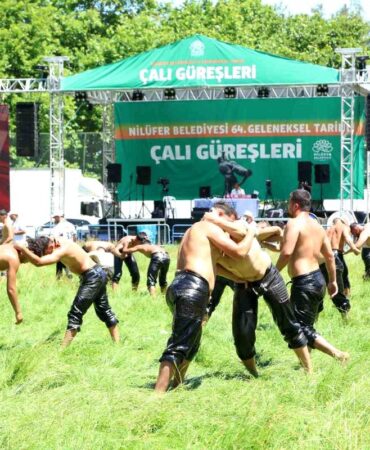 64. Geleneksel Çalı Güreşleri'nde başpehlivan Erkan Taş, güreş ağası Mustafa Cebeci oldu