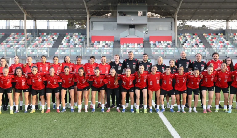 A-Milli-Kadin-Futbol-Takimi-Malta-Deplasmaninda-Final-Macina-Cikiyor-featured