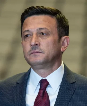 AK-Partili-Hamza-Dag-Izmirli-beklentisi-Tugayin-belediye-baskanligi-gorevinden-istifa-etmesidir-featured