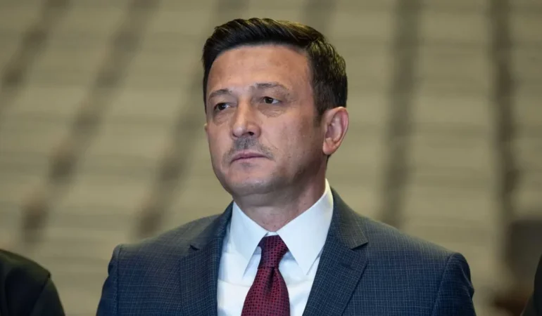 AK-Partili-Hamza-Dag-Izmirli-beklentisi-Tugayin-belediye-baskanligi-gorevinden-istifa-etmesidir-featured