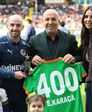 Alanyaspor8217dan-Efecan-Karaca8217ya-duygusal-veda-featured