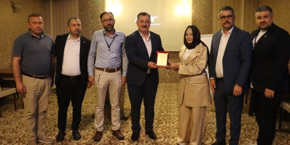 Anahtar-Parti-Bursa8217dan-Tip-1-Diyabet-Farkindalik-Sempozyumu-Icin-Destek-featured
