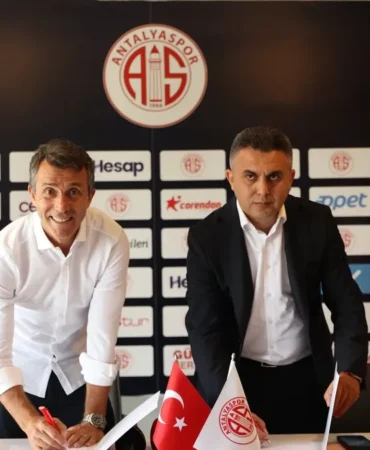 Antalyaspor8217da-Korkmaz-ile-sozlesme-imzalandi-featured