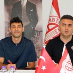 Antalyaspor8217dan-kaptan-Veysel-Sari8217ya-1-yil-sozlesme-uzatimi-featured