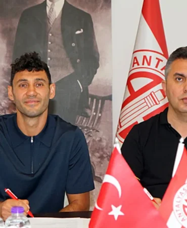 Antalyaspor8217dan-kaptan-Veysel-Sari8217ya-1-yil-sozlesme-uzatimi-featured