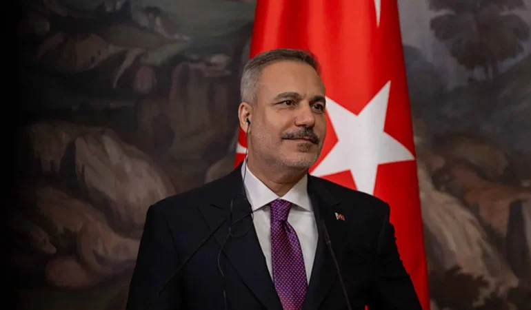 Bakan-Fidanin-diplomasi-trafigi-suruyor-featured