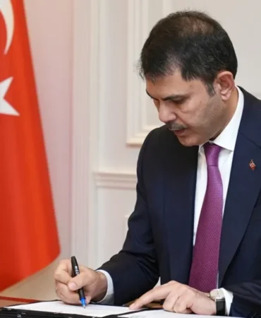 Bakan-Kurum-Selimiye8217nin-yeniden-ayaga-kaldirilmasina-katki-onur-featured