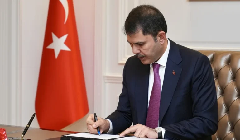 Bakan-Kurum-Selimiye8217nin-yeniden-ayaga-kaldirilmasina-katki-onur-featured