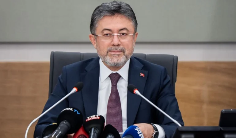 Bakan-Yumakli-Daha-yesil-bir-Turkiye-icin-mucadelemiz-surecek-featured