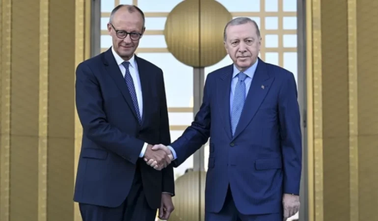 Baskan-Erdogan-ile-Merz-gorusmesi-NATO-ve-Avrupa-mesaji-one-cikti-featured