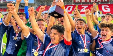 Bursa-Orhangazi-U18-Takimi-Turkiye-Sampiyonu-Oldu-featured