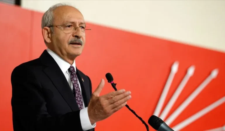 CHP8217de-9-Uye-Disipline-Sevk-Edildi-Ali-Mahir-Basarir-ve-Veli-Agbaba8217nin-Ihraci-Isteniyor-featured
