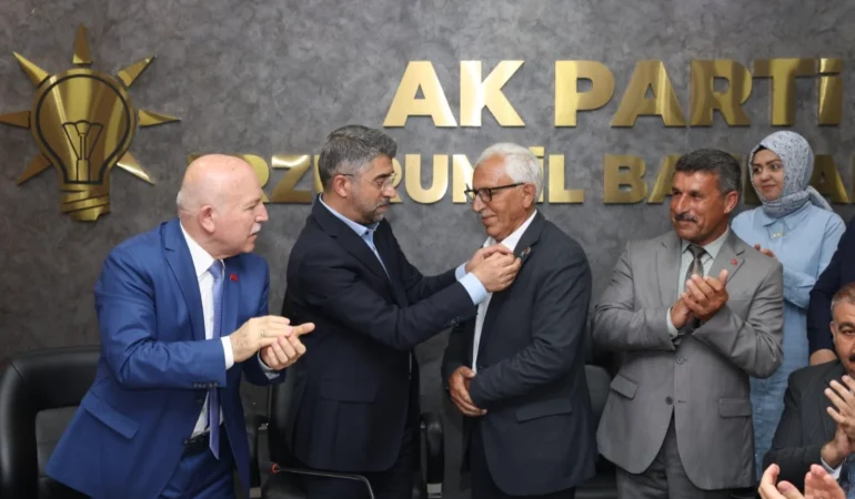CHP8217li-Meclis-Uyesi-Istifa-Edip-AK-Parti8217ye-Gecti-featured
