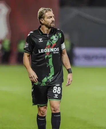 Caner-Erkin-futbol-kariyerine-son-verdi-featured