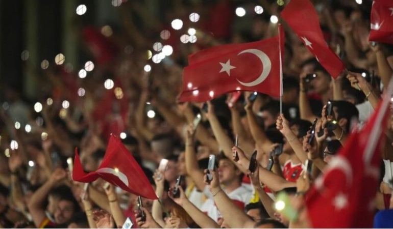 DUNYA-KUPASI-DEV-EKRANDA-BURSA-COSKUSU-featured