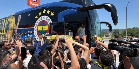 Duzce8217de-Fenerbahce8217ye-coskulu-karsilama-featured