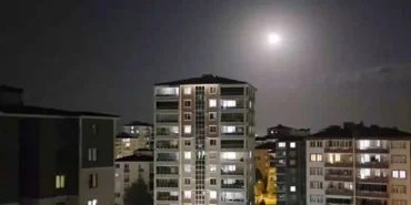 Edirne-Semalarini-Cilek-Dolunayi-Aydinlatti-featured