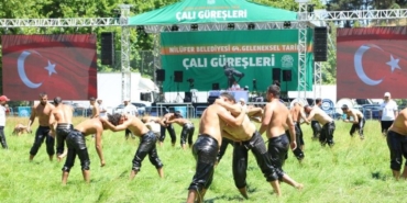 Er-meydaninda-baspehlivan-netlesti-featured
