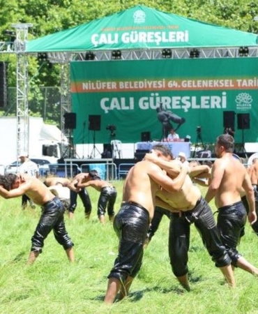 Er-meydaninda-baspehlivan-netlesti-featured