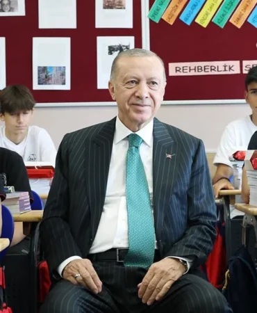 Erdogan8217dan-ogrencilere-karne-mesaji-Keyifli-bir-yaz-tatili-dilerim-featured