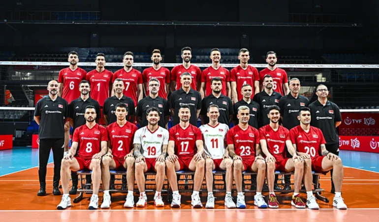 Filenin-Efeleri-ABD-karsisinda-maglup-oldu-featured