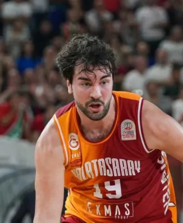 Galatasaray-Bugrahan-Tuncer8217e-2-yillik-sozlesme-uzatma-karari-featured