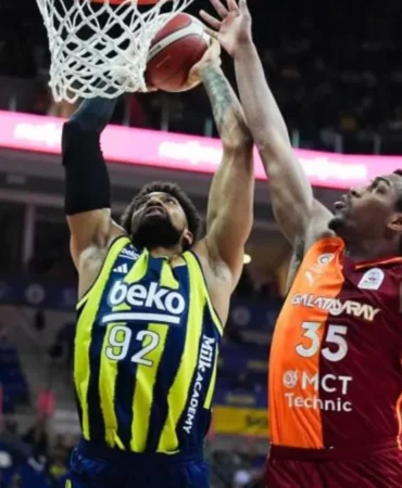 Galatasaray-Erkek-Basketbol-Takimi-Uc-Yabanci-Oyuncuyla-Yollarini-Ayirdi-featured