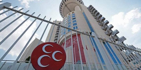 Galip-Ulucam-yeniden-MHP-Cesme-Ilce-Baskanligina-secildi-featured