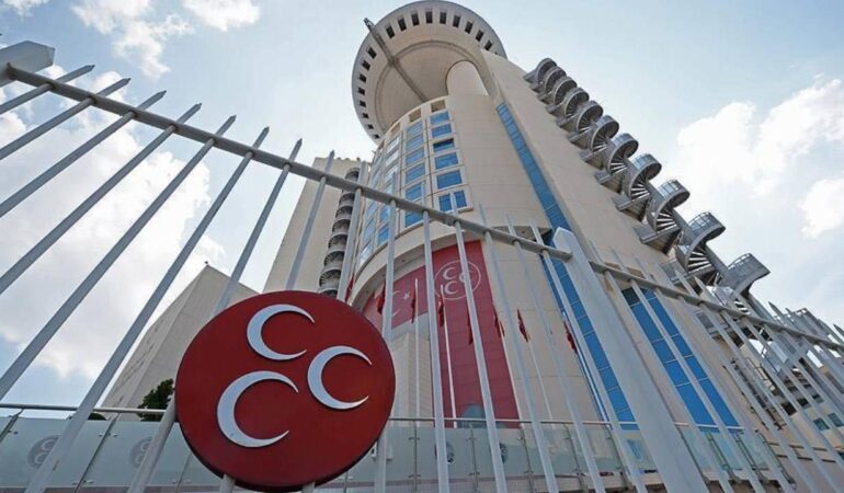 Galip-Ulucam-yeniden-MHP-Cesme-Ilce-Baskanligina-secildi-featured