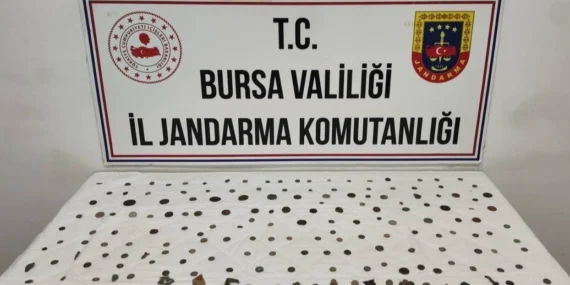 Gemlik’te Jandarma Operasyonu: 202 Roma‑Bizans Eseri Ele Geçirildi