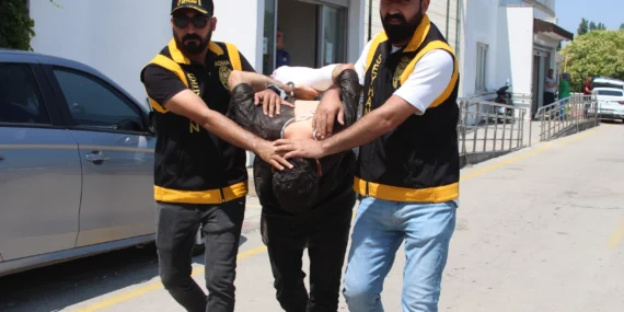Genç Kadına Ev Önünde Bıçak Saldırısı: Şüpheli İfadesi Gün yüzüne çıktı