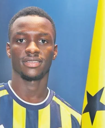 Gol-krali-Manenin-veliahti-Diouf-yukseliste-featured