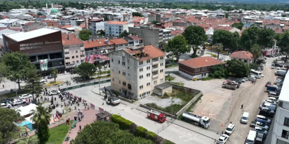 Gürsu’nun 30 Yıllık Kent Meydanı Hayali Gerçekleşiyor