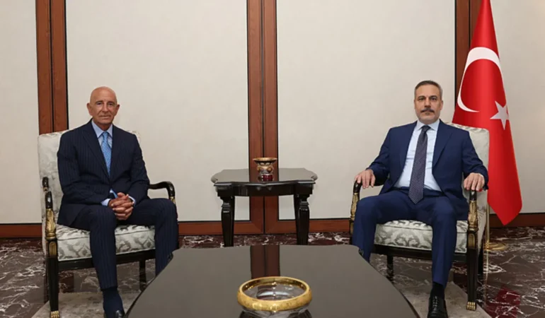 Hakan-Fidan-ABD8217nin-Ankara-Buyukelcisi-Tom-Barrack8217i-kabul-etti-featured