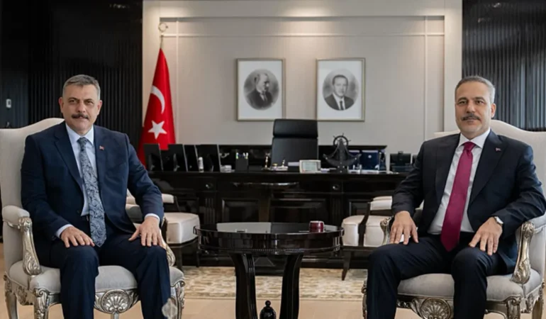 Icisleri-Bakani-Ciftci-Fidanla-Gorustu-Guvenlik-ve-Turkiye-Yuzyili-featured