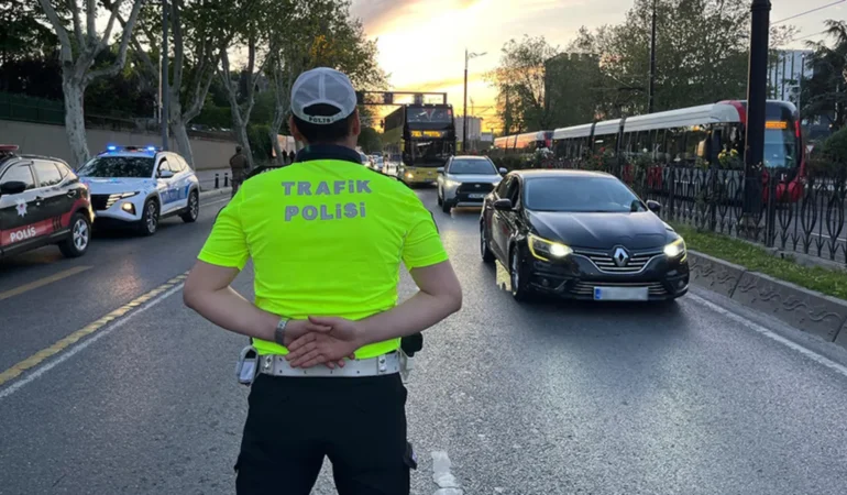 Istanbul8217da-Beyoglu-ve-Sisli8217de-yollar-trafige-kapatilacak-featured
