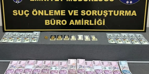 Izmit8217te-ayarli-altinla-kuyumculari-dolandirmaya-calisan-2-supheli-yakalandi-featured
