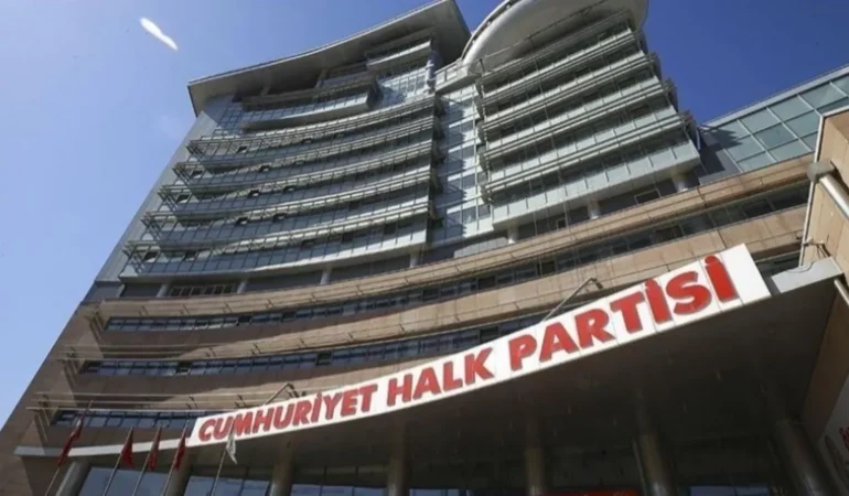 Kilicdaroglu-cephesinden-yeni-hamle-Tanju-Ozcan-ve-Tuncer-disipline-sevk-featured
