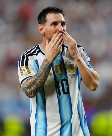 Lionel-Messi8217den-tarihi-zafer-Rekora-bir-adim-daha-featured