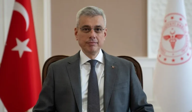 Memisoglu-sorulari-yanitlayarak-saglikta-hedefleri-acikladi-featured