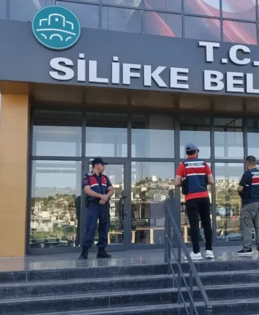 Mersin-Silifke8217de-yolsuzluk-operasyonu-Mustafa-Turgut-dahil-gozaltilar-featured