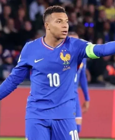 Messi-Mbappe-Haaland-ve-Ronaldo-Starlar-Sinemasinda-featured