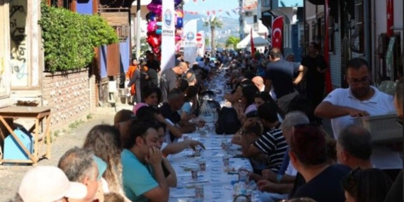 Mudanya8217da-Babalar-Gunu-Coskusu-ve-Mahalle-Bulusmasi-featured