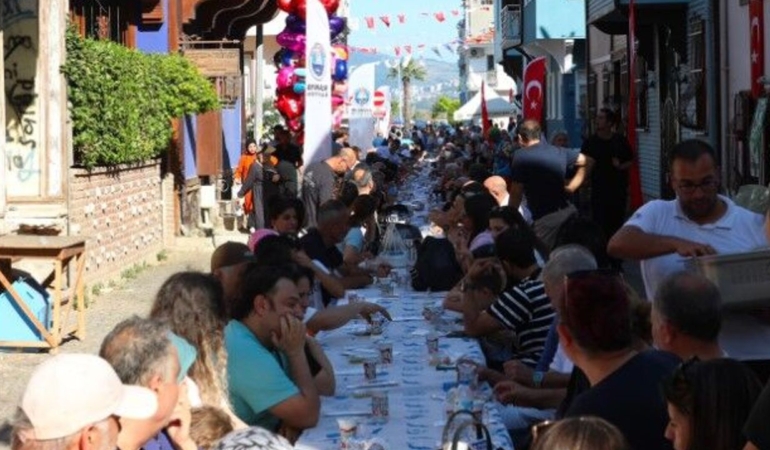Mudanya8217da-Babalar-Gunu-Coskusu-ve-Mahalle-Bulusmasi-featured