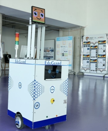 Ogrencilerin-gelistirdigi-otonom-robot-idarecilere-olumsuz-durumlari-iletiyor-featured