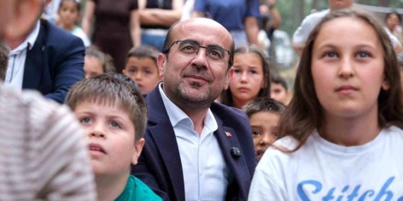 Orhaneli8217de-Yil-Sonu-Sergisi-ve-Cocuk-Senligi-Renkli-Anlar-Yasatti-featured
