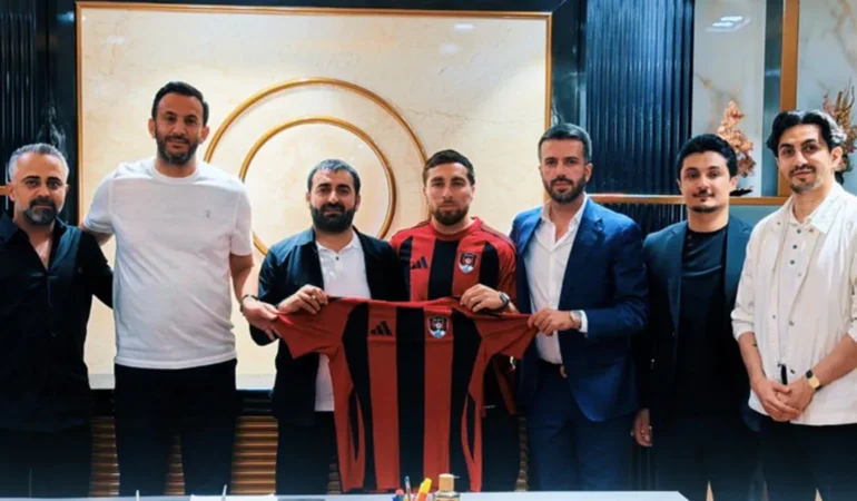 Ozan-Can-Kokcu-Vanspor-FK8217ye-transfer-oldu-featured
